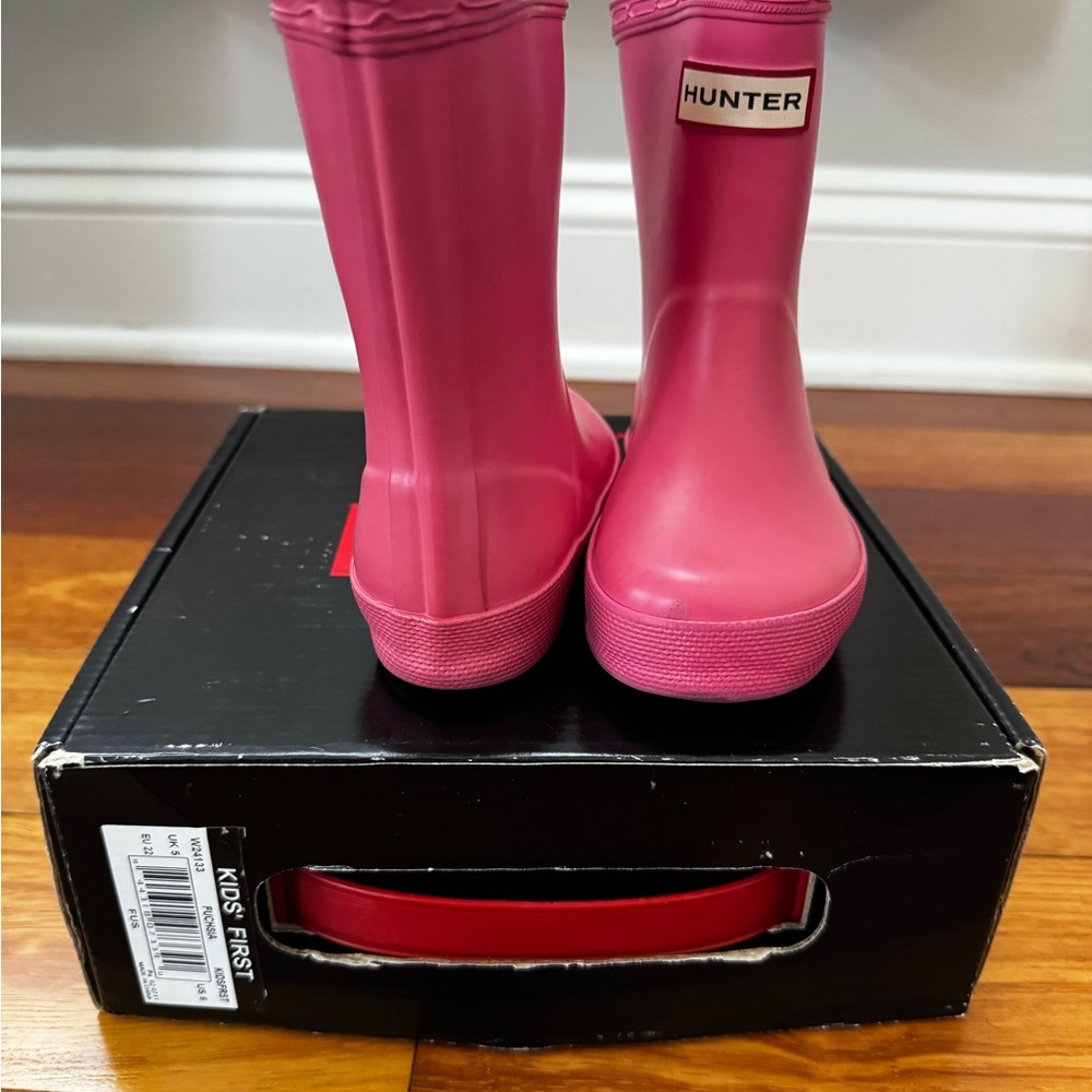 Hunter Youth Vibrant Pink Waterproof Boots